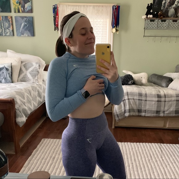 Meet your Posher, Emily - Picture 2 of 3